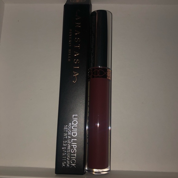 Anastasia Liquid Lipstick in Trust Issues - Picture 2 of 4